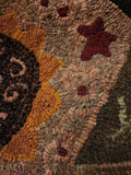 #PCDF17 Primitive Hooked SUNFLOWER 🌻 Crow 🐦‍⬛ Hooked Wool Rug ~ Made In USA